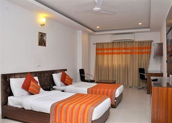 Dwarka Palace Samalkha Kültér fotó