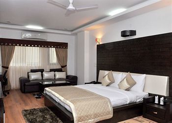 Dwarka Palace Samalkha Kültér fotó
